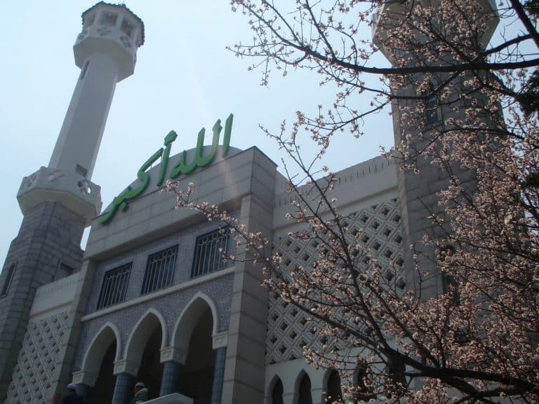 AGAMA ISLAM DI JEPUN